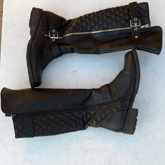 Forever - shin high boots - size 8 - Picture 2 of 5